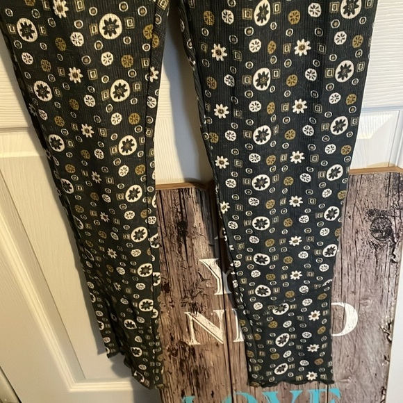 Intimately Free People Home Alone NWOT women’s floral long john size medium - Picture 6 of 13